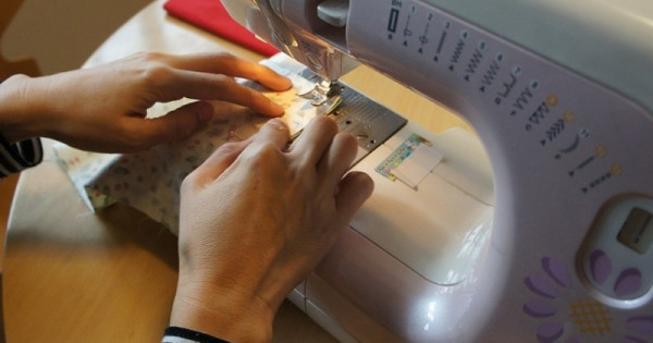 Как выбрать швейную машинку для домашнего использования: разбираем ...